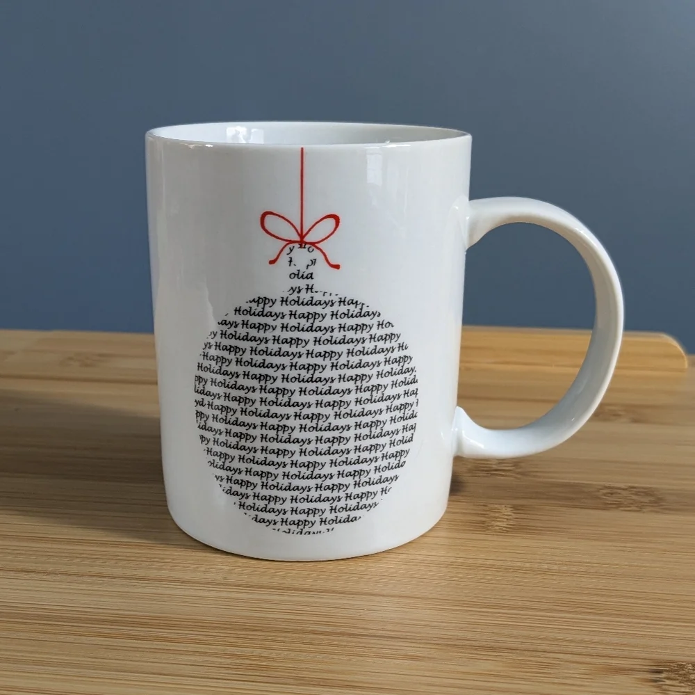 ❤️ Happy Holidays ornament mug